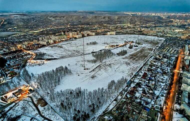 Усс говорит о строительстве – жди «СМ.Сити»: Народная примета