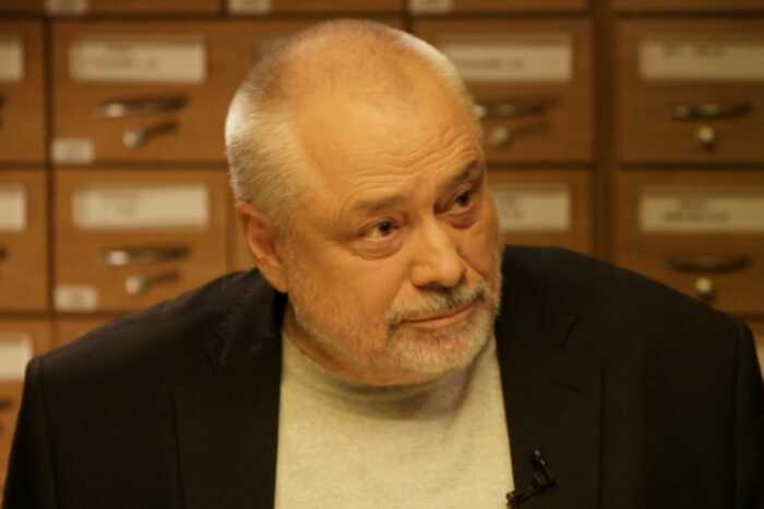 Владимир Кантор стал жертвой мошенников, похитивших более миллиона рублей
