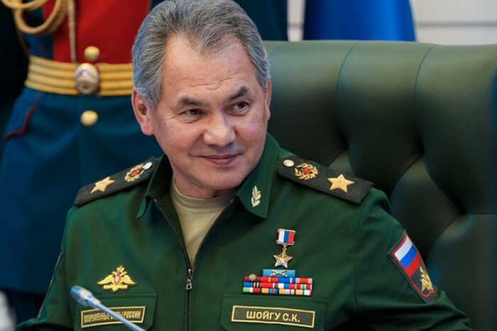Шойгу ушел в отставку, но его семья продолжает зарабатывать на армейских проектах