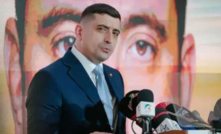 Румынский политик Симион призвал к мирным протестам без насилия