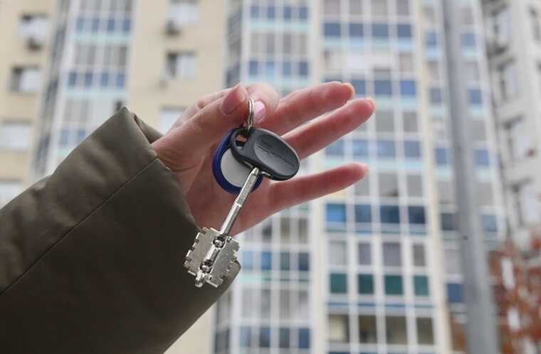Суд решает, а не власть: как мэрия Челябинска бросила сирот в руки ФССП